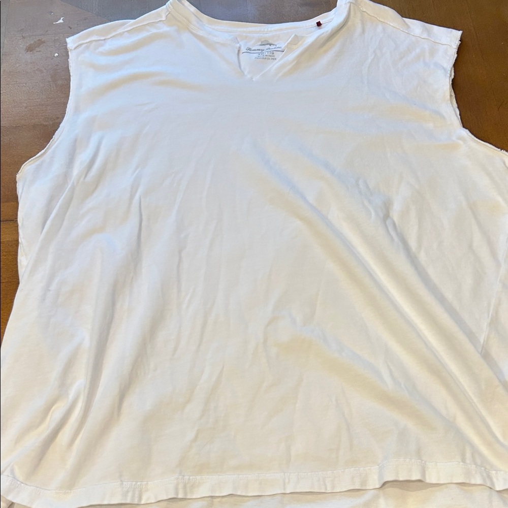 Tommy Bahama White V-Neck Short Sleeve Shirt